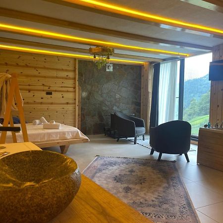 Huervadi Bungalow Rize Eksteriør billede